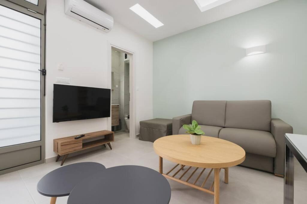 Peris 3 - Central Apt Near Old Town - Ac, Wifi Chania  Eksteriør billede